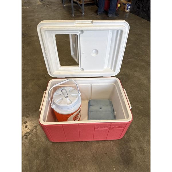 COLEMAN COOLER, GATORADE DRINK COOLER, AND ICE PACK