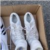 Image 3 : BOX OF SIZE 7 RUNNERS AND SUMMER FOOTWEAR