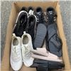Image 1 : BOX OF SIZE 7 RUNNERS AND SUMMER FOOTWEAR