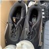 Image 4 : BOX OF SIZE 7 RUNNERS AND SUMMER FOOTWEAR