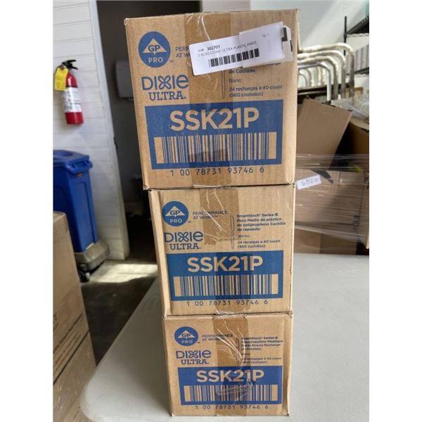 3 BOXES DIXIE ULTRA PLASTIC KNIFE REFILL. 24 REFILLS AT 40 COUNT (960 KNIVES PER BOX)