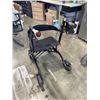Image 1 : HUGO FOLDING WALKER EXPLORE X FRAME