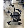 Image 4 : HUGO FOLDING WALKER EXPLORE X FRAME