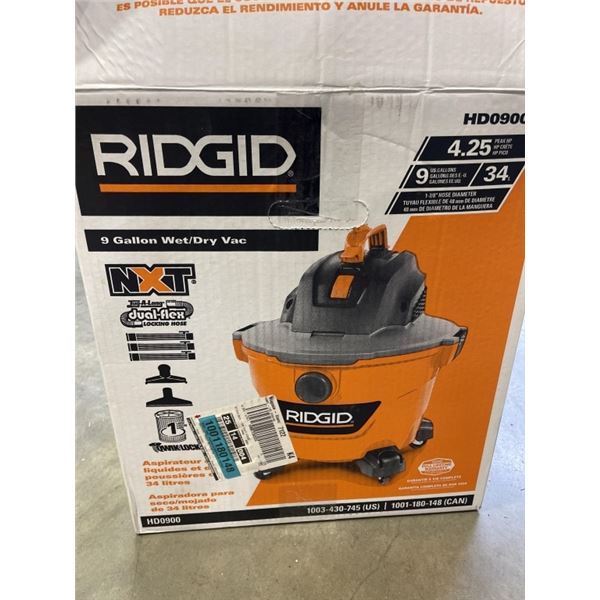 AS NEW RIDGID 9 GALLON 4.25HP SHOP VAC WITH ACCESSORIES