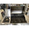 Image 3 : PRESIDENTS CHOICE STAINLESS STEEL PROPANE BBQ WITH SIDE BURNER