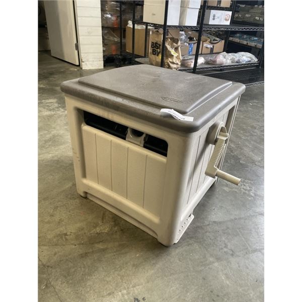 SUNCAST HOSE REEL WITH HOSE