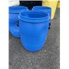 Image 2 : 3 FOOD GRADE PLASTIC DRUMS (40 LITRE CAPACITY EACH) NO LIDS