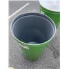 Image 3 : 2 FOODGRADE METAL DRUMS. 200 LITRE CAPACITY EACH