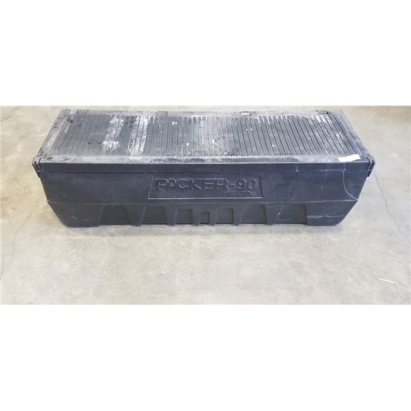 PACKER-90 DELTA  PLASTIC TRUCK BOX