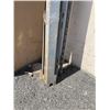 Image 3 : EASY RACK SHELVING. 4 POST (5FT HIGH) AND 6 SHELF SUPPORTS (5FT LONG)