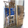 Image 1 : SINGLE SECTION OF SCAFFOLDING ONE PLATFORM