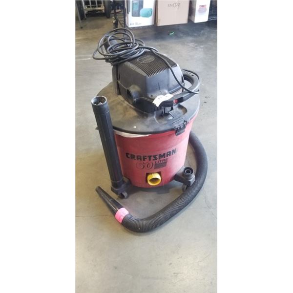 CRAFTSMAN 60 LITRE PORTABLE BLOWER. WORKING