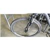Image 4 : BLACK SCHWINN BIKE