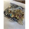 Image 3 : LARGE BAG OF VINTAGE JEWELRY AND PARTS