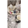 Image 2 : GLASS PITCHER, GLASS VASE AND ASSORTED CHINA/ DISHWARE