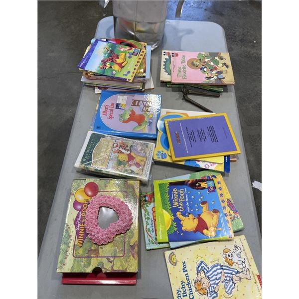 LOT OF VINTAGE KIDS BOOK AND SEALED WHINNIE THE POOH