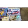 Image 4 : LOT OF HOTWHEELS, TRACK, MODEL CARS, ETC