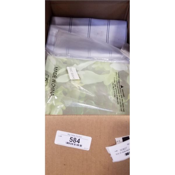 BOX OF NEW BACKGROUND CLOTHS AND BUNGEE WRAPS