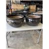 Image 4 : PAIR OF PORCELAIN PLANTER POTS 18" DIAMETER