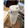 Image 4 : LARQ PUREVIS 2 680ML SELF CLEANING INSULATED STAINLESS STEEL WATER BOTTLE W/ SMART SENSOR - TESTED W