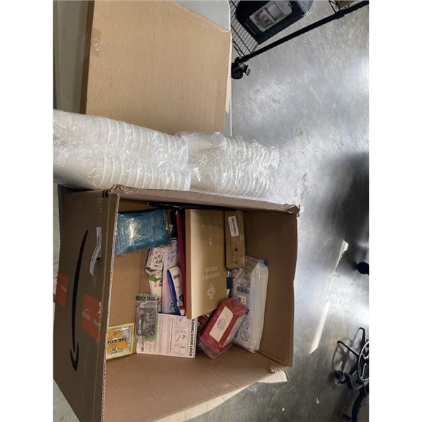 TRAY OF AMAZON OVERSTOCK INCLUDING MONT-CLAIR WATER BOTTLE, STYROFOAM CUPS