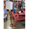 Image 1 : RETRO FLOOR LAMP AND ASSORTED DESK LAMPS