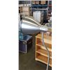 Image 3 : 2 STAINLESS FLOOR LAMPS