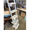 Image 2 : WHITE LADDER SHELF