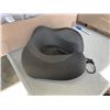 Image 3 : 9 NEW MLVOC BLACK MEMORY FOAM COMPRESSABLE TRAVEL PILLOW
