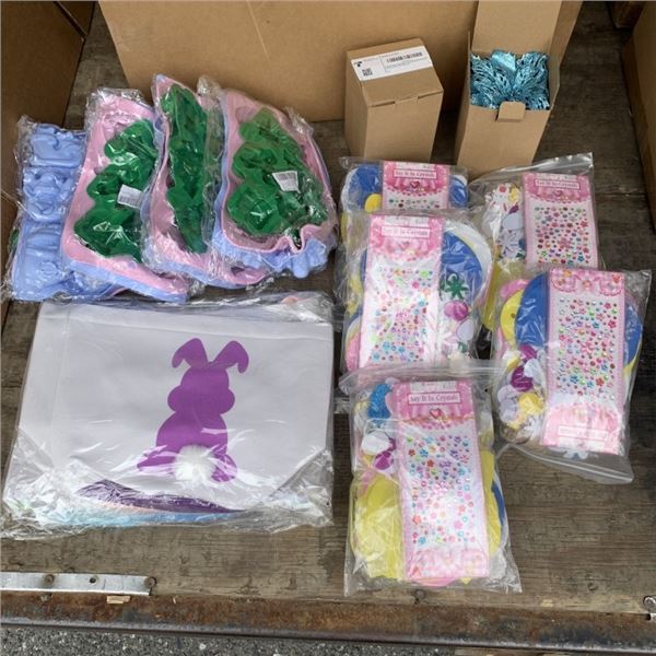 BOX OF NEW SILICONE BAKING MOLDS, GLITTER POINSETTIAS AND EASTER SETS