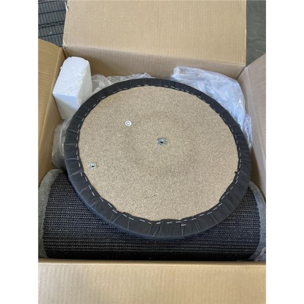 NEW AMAZON BASICS EXTRA LARGE CAT SCRATCH POST