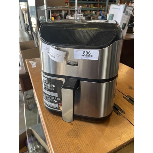 AS NEW BELLA PRO 6QT AIR FRYER - TESTED WORKING, RETAIL $219