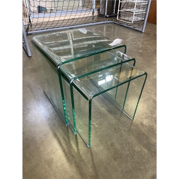 SET OF 3 BEND GLASS NESTING TABLES