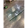 Image 2 : SET OF 3 BEND GLASS NESTING TABLES
