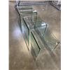Image 4 : SET OF 3 BEND GLASS NESTING TABLES
