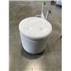 Image 3 : WHITE ADJUSTABLE HEIGHT TABLE AND WHITE STORAGE ATTOMAN