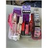 Image 1 : 3 TRAYS OF NEW NAIL KITS