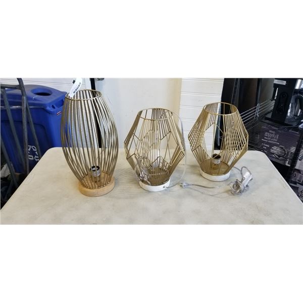 3 DECORATIVE TABLE LAMPS