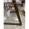 Image 5 : MODERN 6FT GLASS DISPLAY SHELF