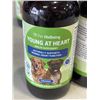 Image 1 : 8 BOTTLES PET WELLBEING YOUNG AT HEART HEALTH SUPPLEMENT FOR DOGS