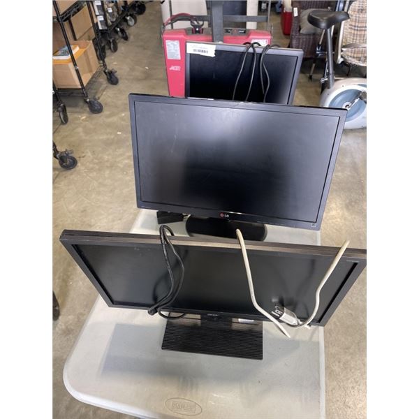 3 COMPUTER MONITORS - WORKING