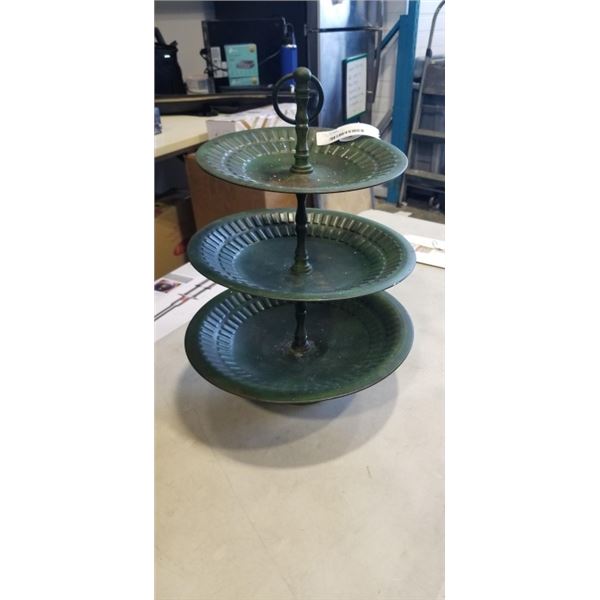3 TIER METAL STAND
