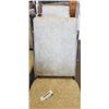 Image 3 : SET OF 4 RETRO DINING CHAIRS