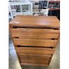 Image 3 : OAK HIGHBOY DRESSER WITH 6 DRAWERS