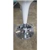 Image 3 : PAIR OF WHITE MODERN BAR STOOLS