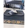 Image 3 : NEW OLUKAI KI'I ROCK / LAVA ROCK SIZE MENS 9