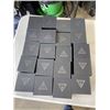 Image 3 : 15 GUESS WATCH BOXES