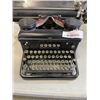Image 3 : ANTIQUE TYPEWRITER
