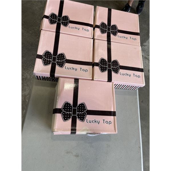 5 NEW PAIRS OF YOUTH BOOTS, ASSORTED SIZE