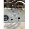 Image 8 : GENERAL ELECTRIC VINTAGE FLOOR RADIO